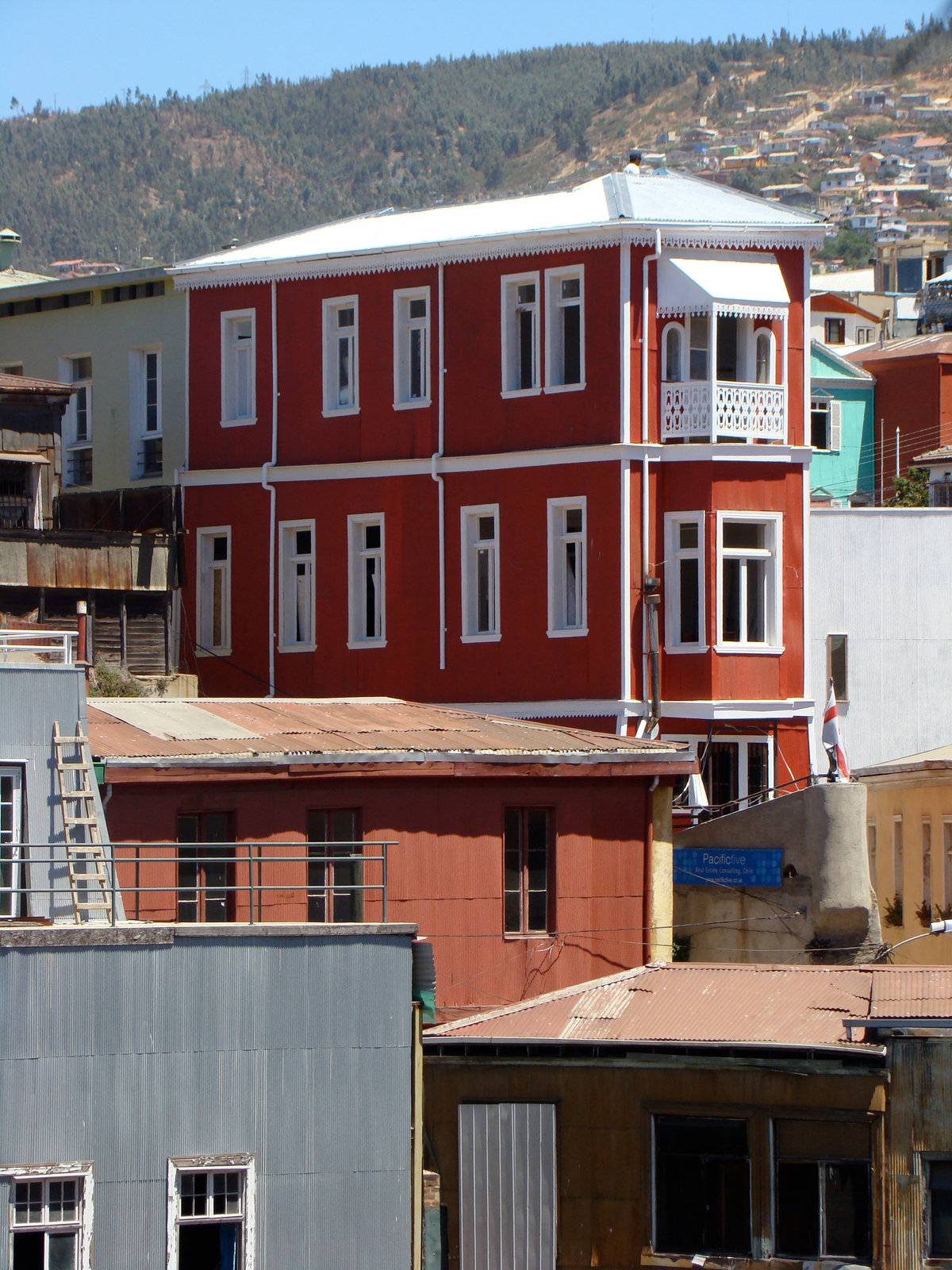 Historic property renovation in Valparaiso, Chile